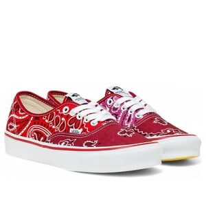Vans x Bedwin & The Heartbreakers Red Paisley Women’s Size 9 – NEW